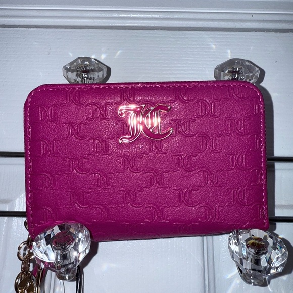 NWT Juicy Couture “Team Juicy Forever” Medium Zip Around in Raspberry Tart - Picture 3 of 6